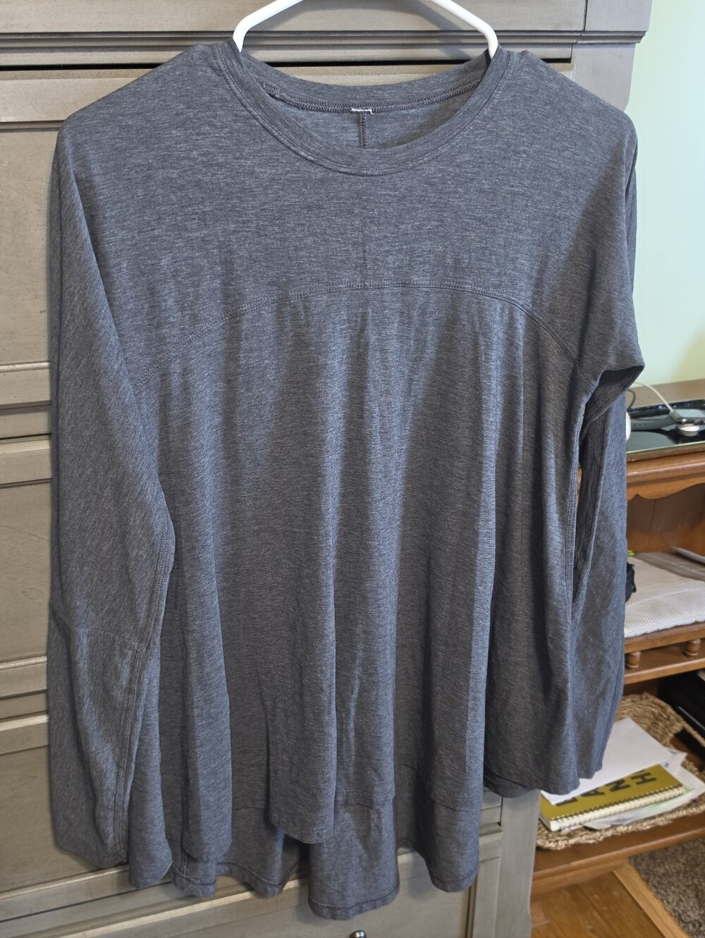 lululemon athletica Women's Long-Sleeve Crew - Charcoal Gray